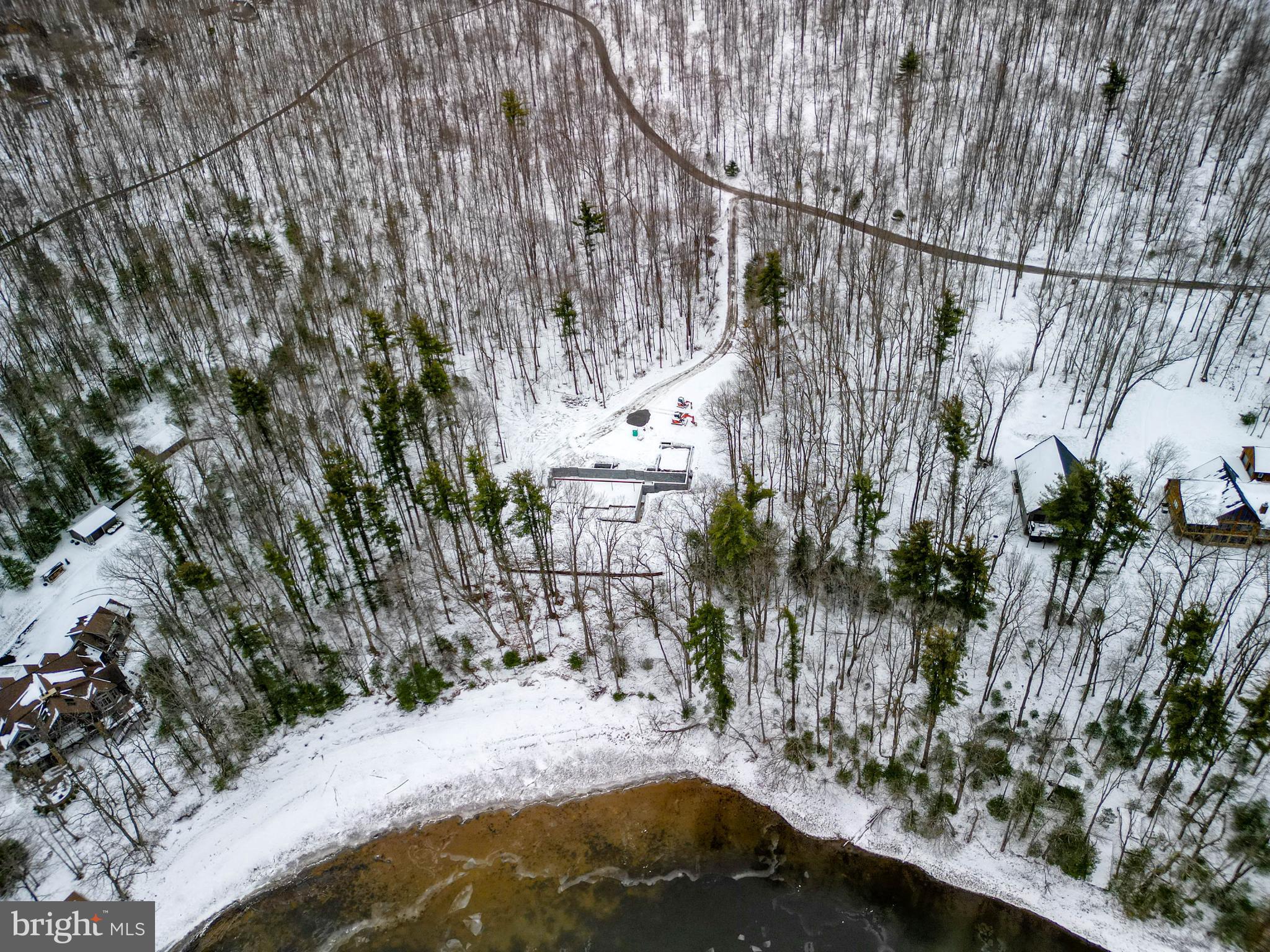 THOUSAND ACRES - Land