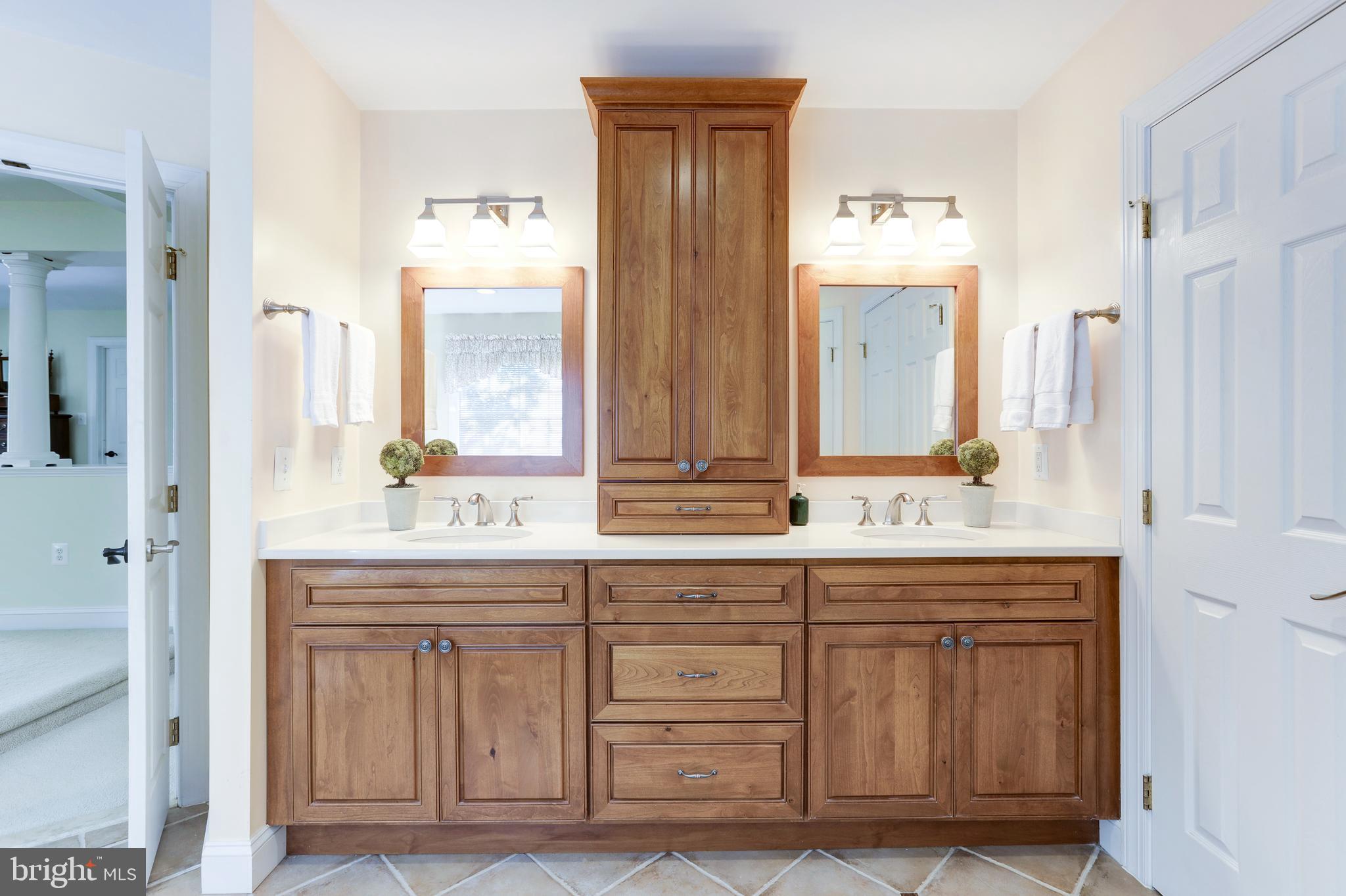 INGLESIDE - Residential