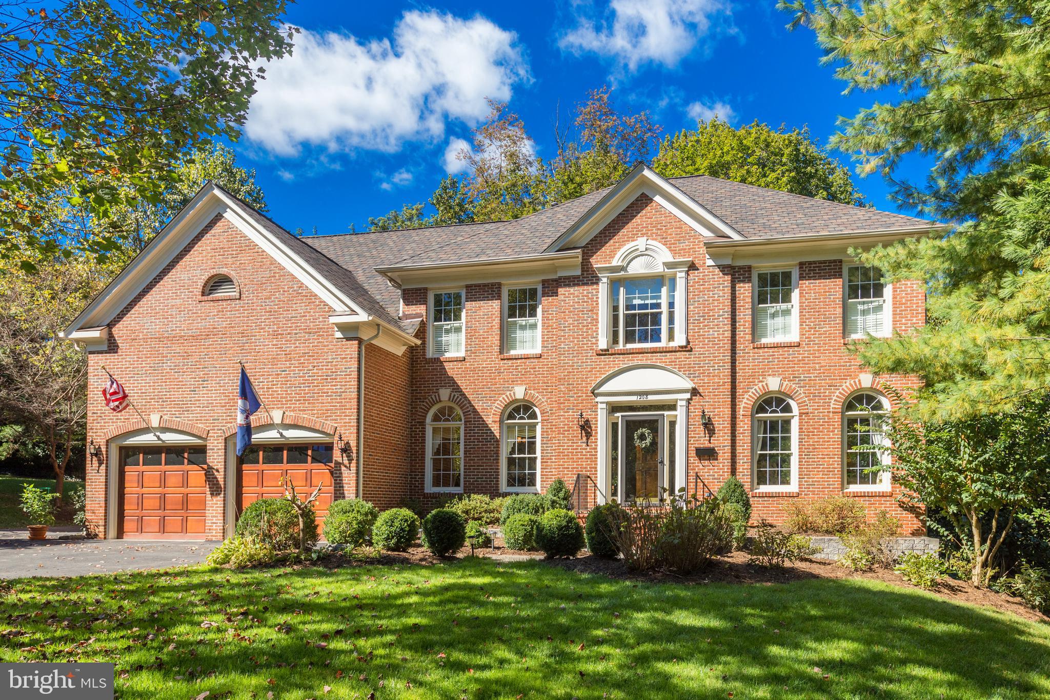 INGLESIDE - Residential