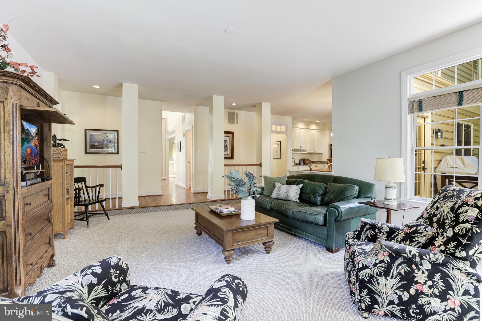 INGLESIDE - Residential