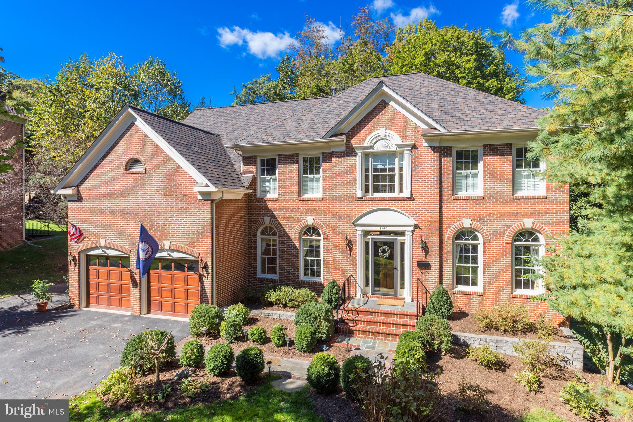 INGLESIDE - Residential