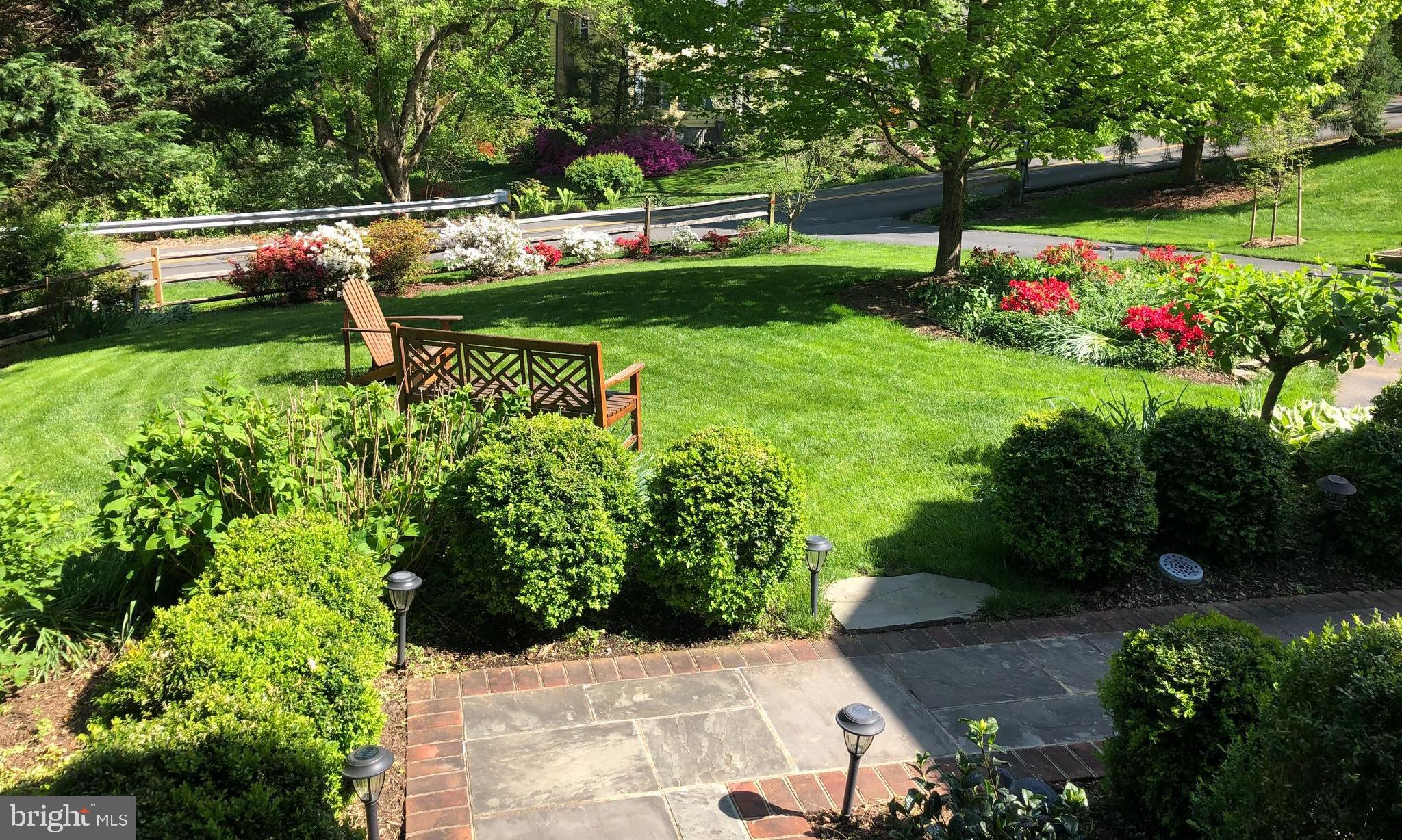 INGLESIDE - Residential