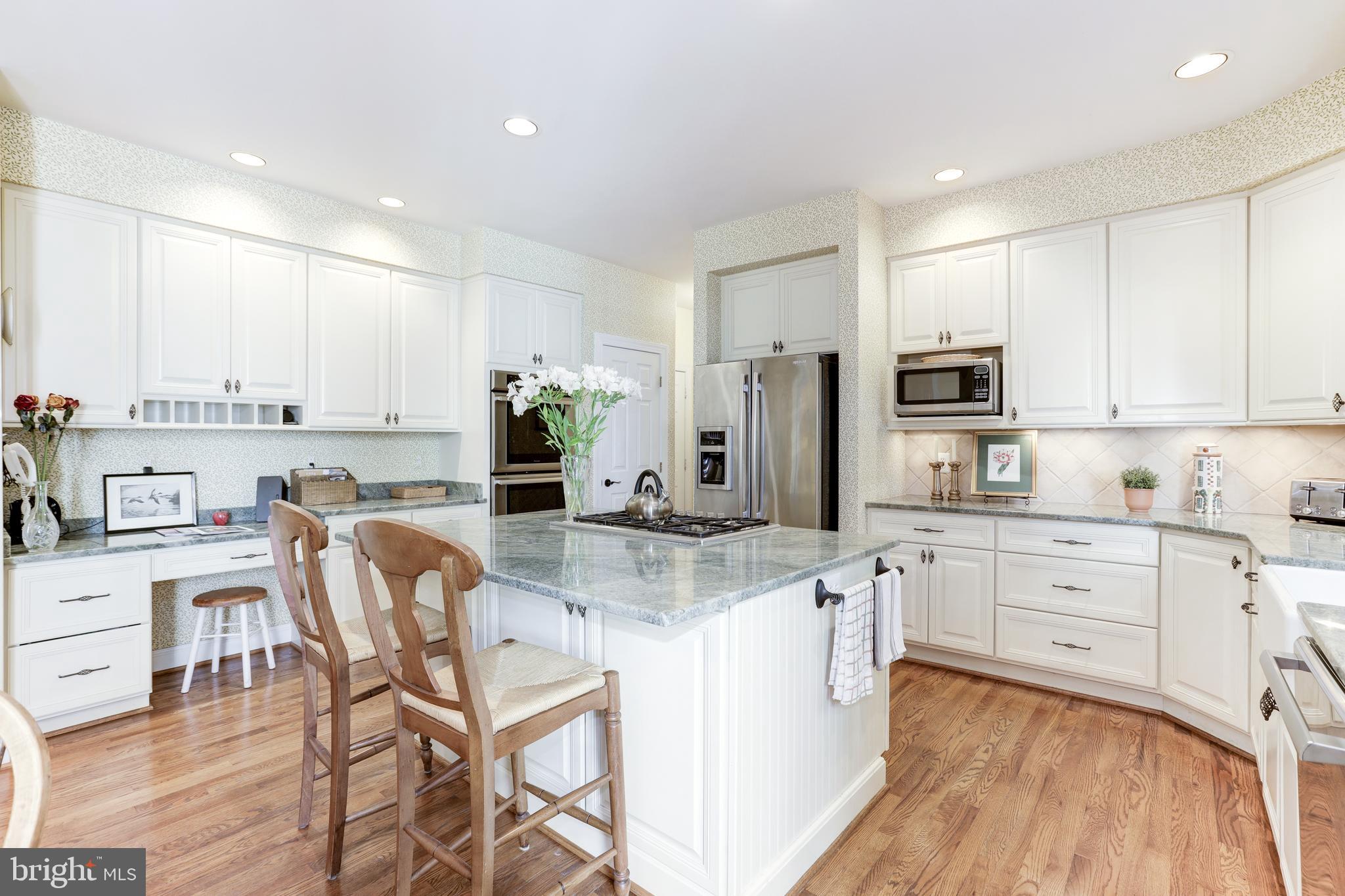 INGLESIDE - Residential