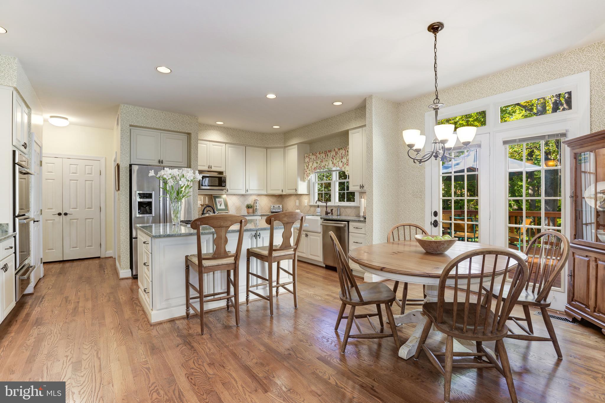 INGLESIDE - Residential