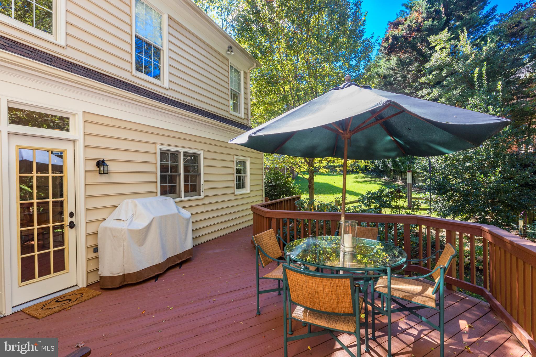 INGLESIDE - Residential