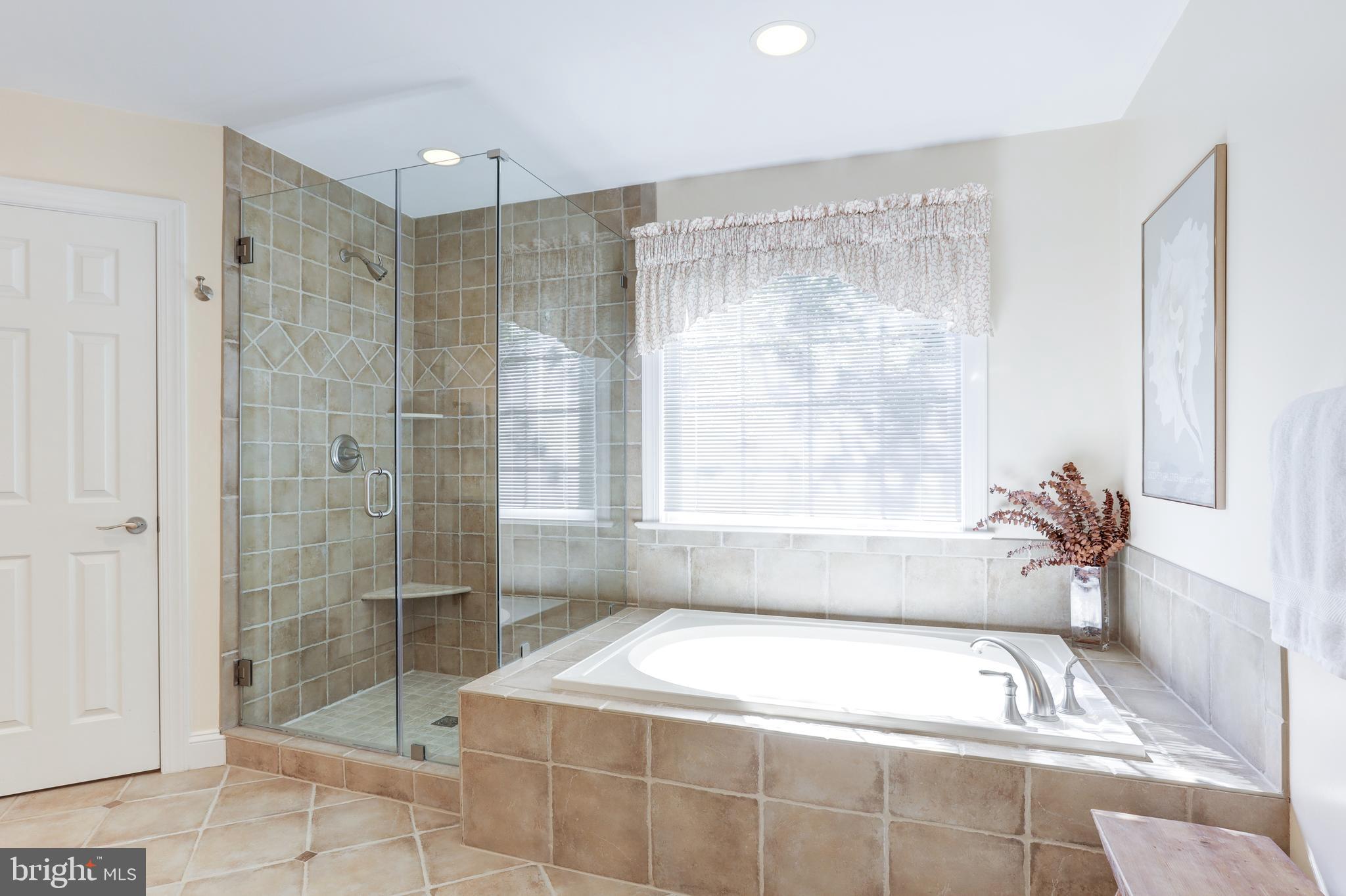 INGLESIDE - Residential