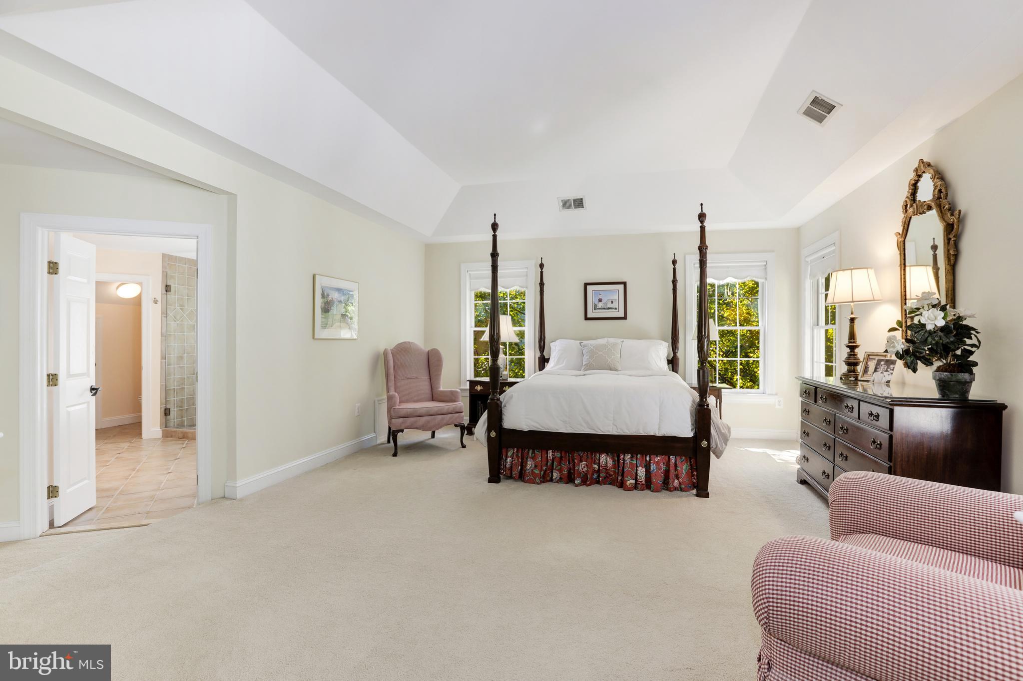 INGLESIDE - Residential