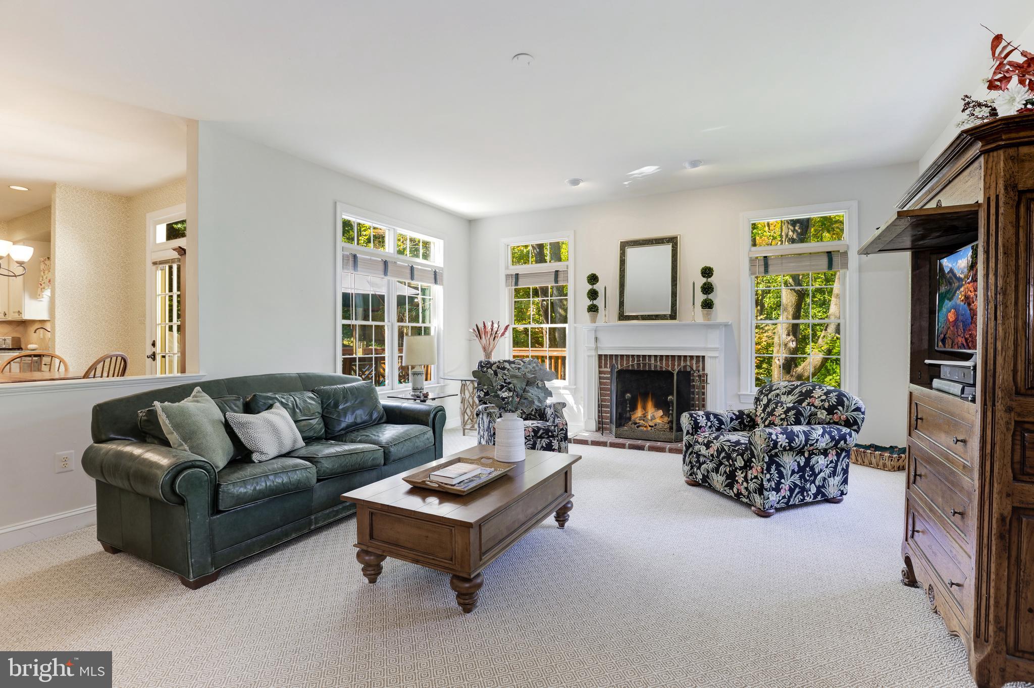 INGLESIDE - Residential