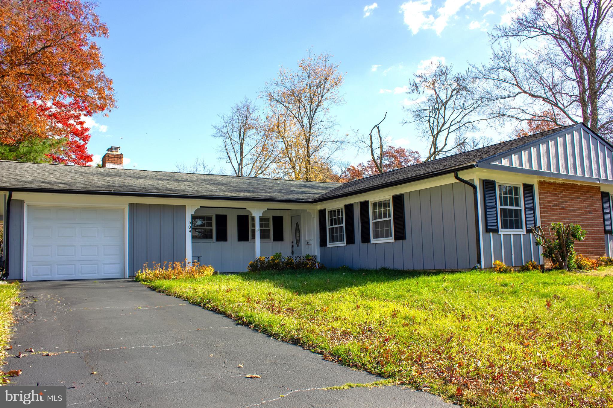 509 FOSTER KNOLL DRIVE