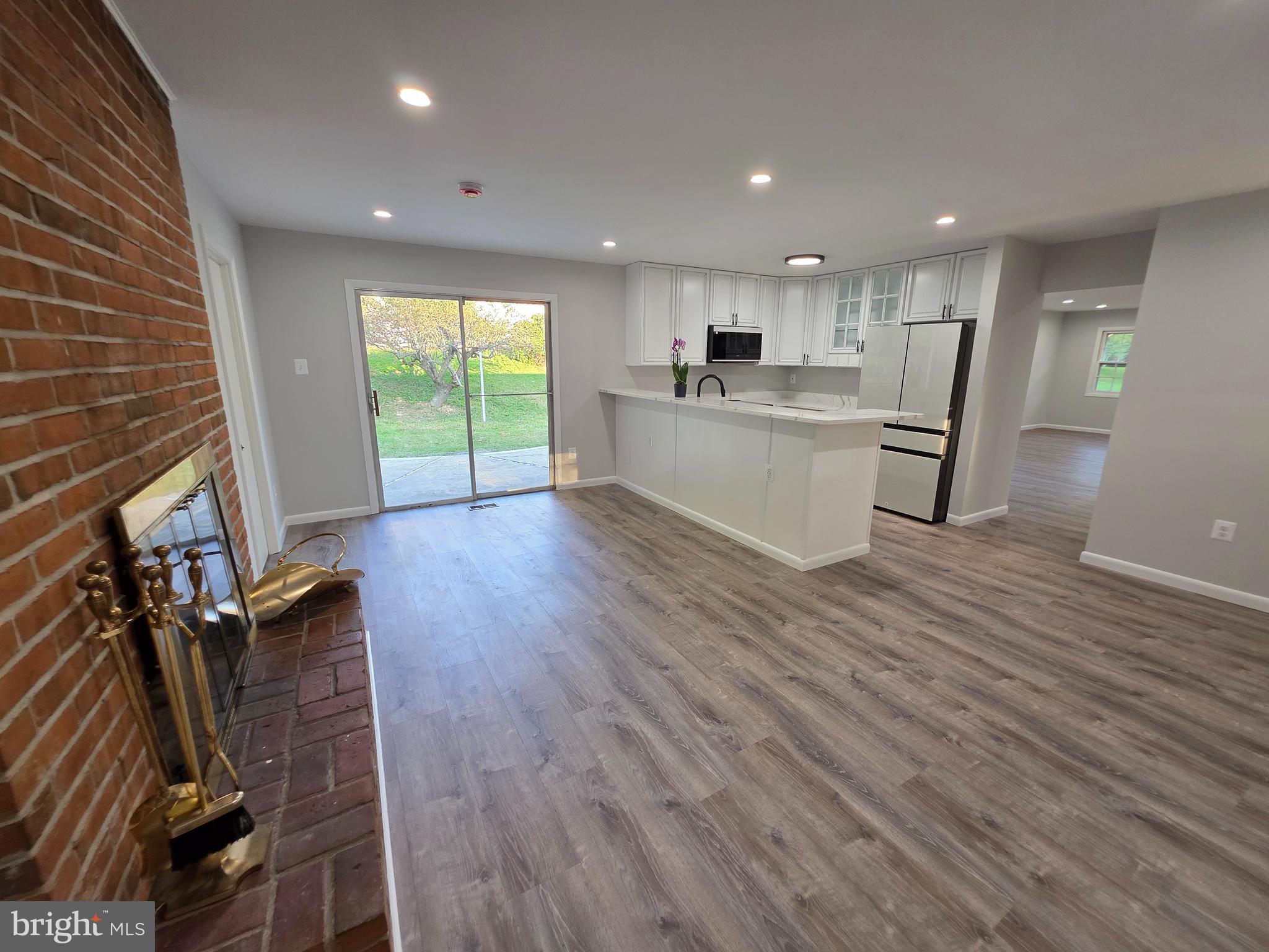 509 FOSTER KNOLL DRIVE