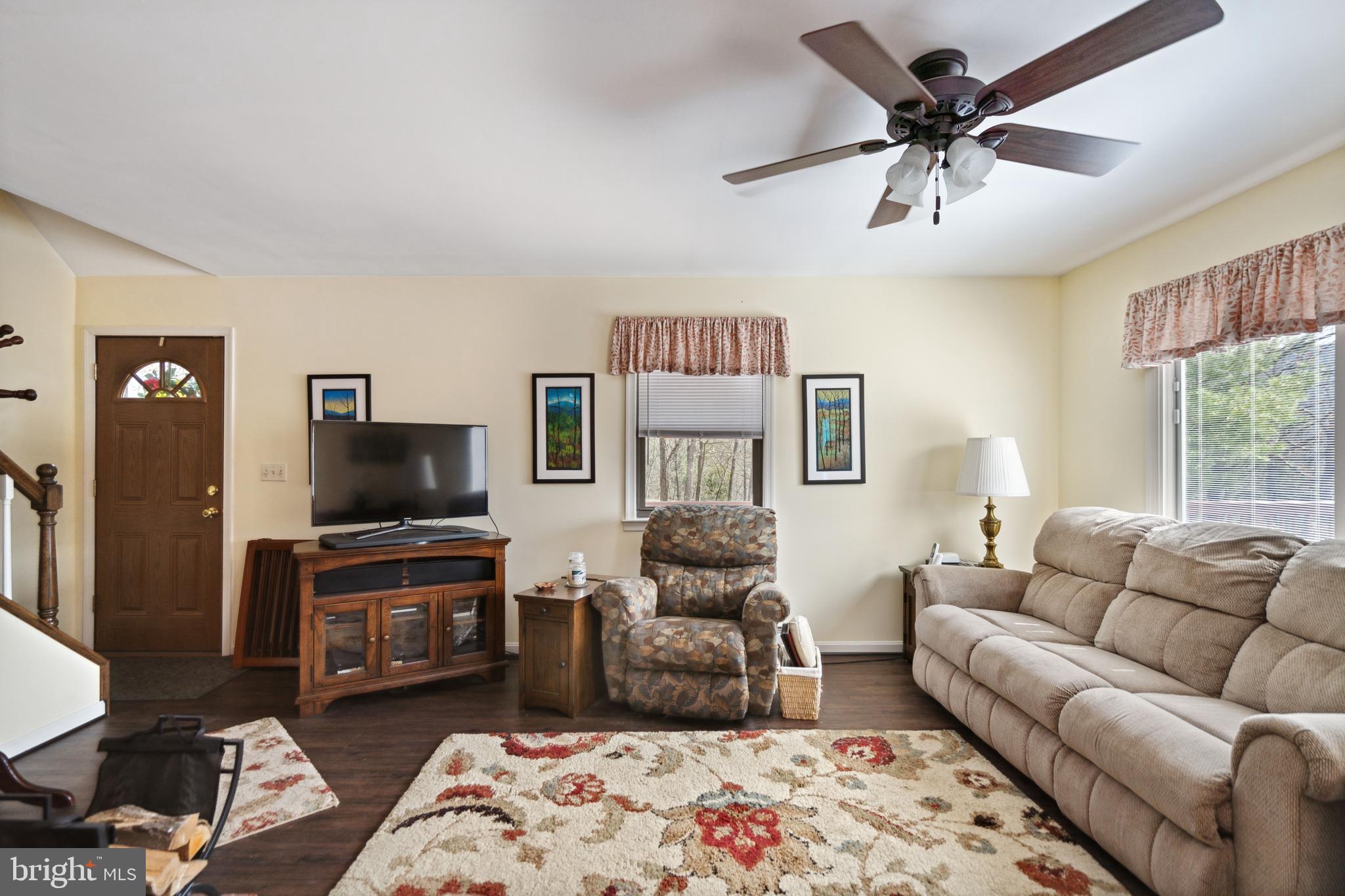 RIVER RIDGE - Residential