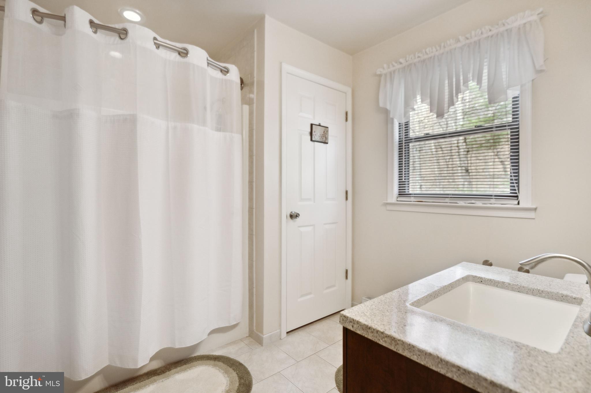 RIVER RIDGE - Residential