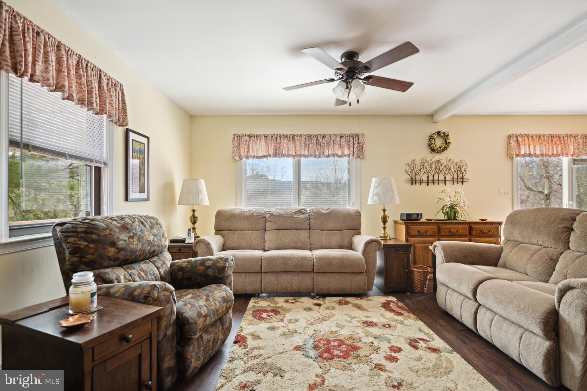 RIVER RIDGE - Residential