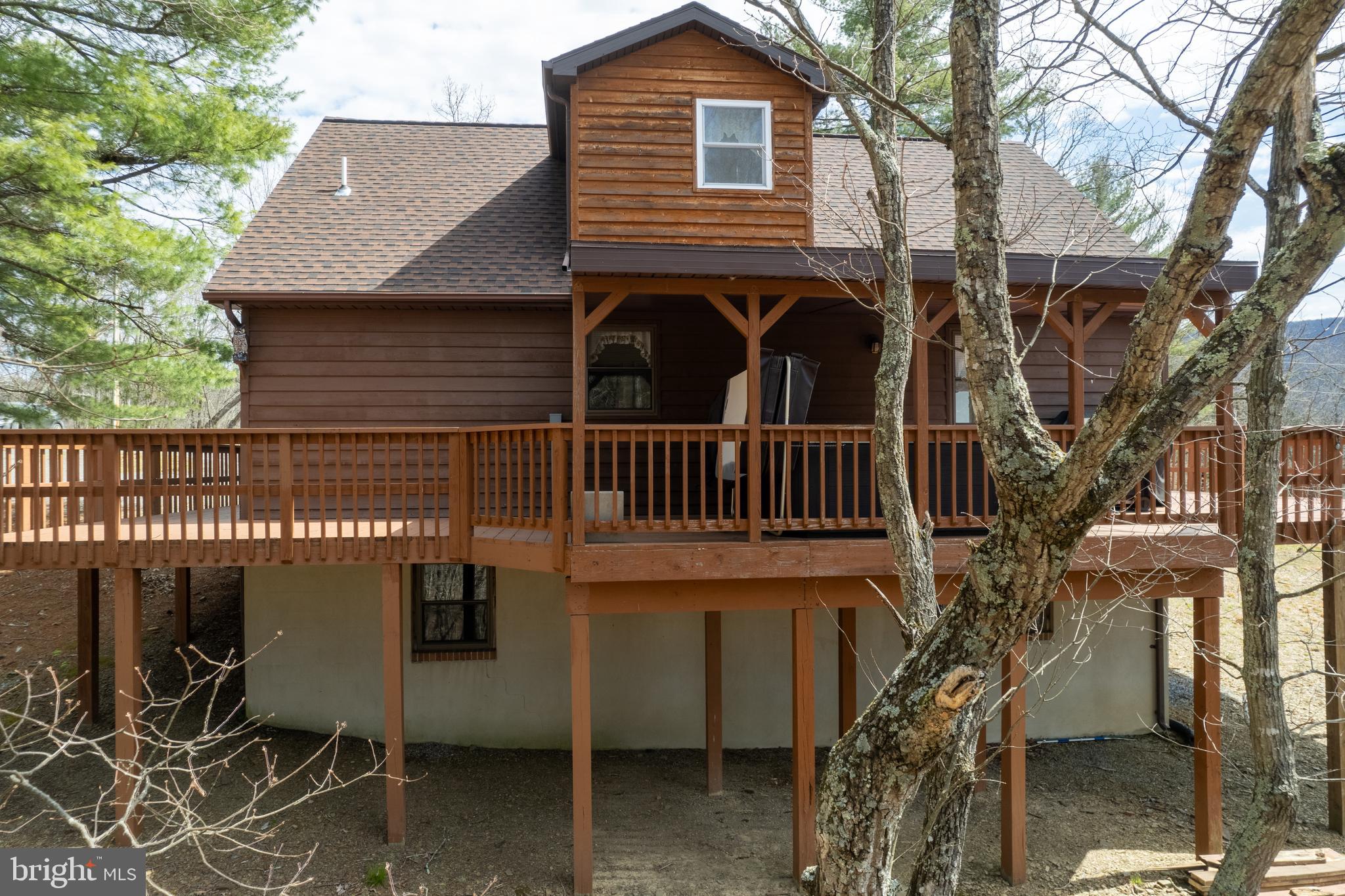 RIVER RIDGE - Residential