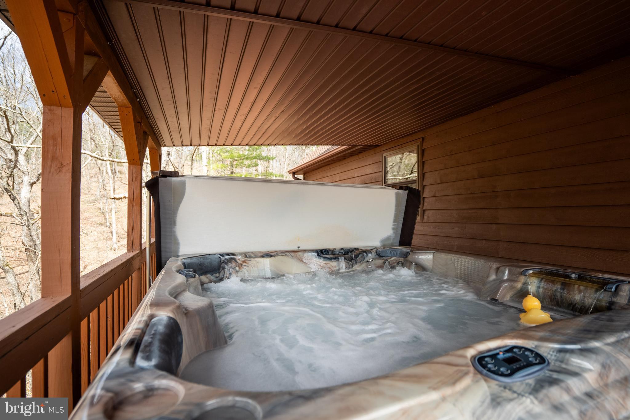 RIVER RIDGE - Residential