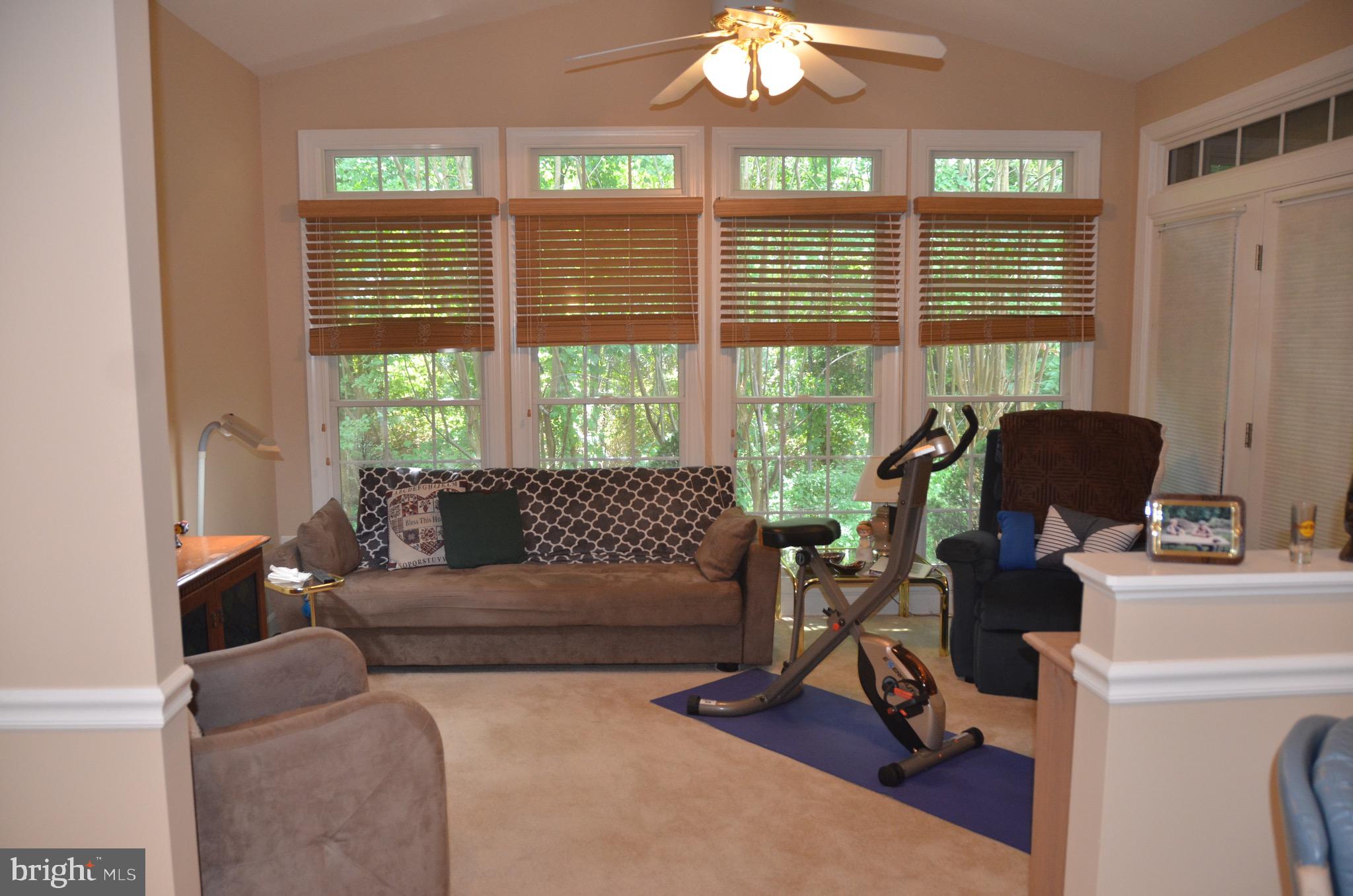 SOUTH RIVER COLONY - Residential