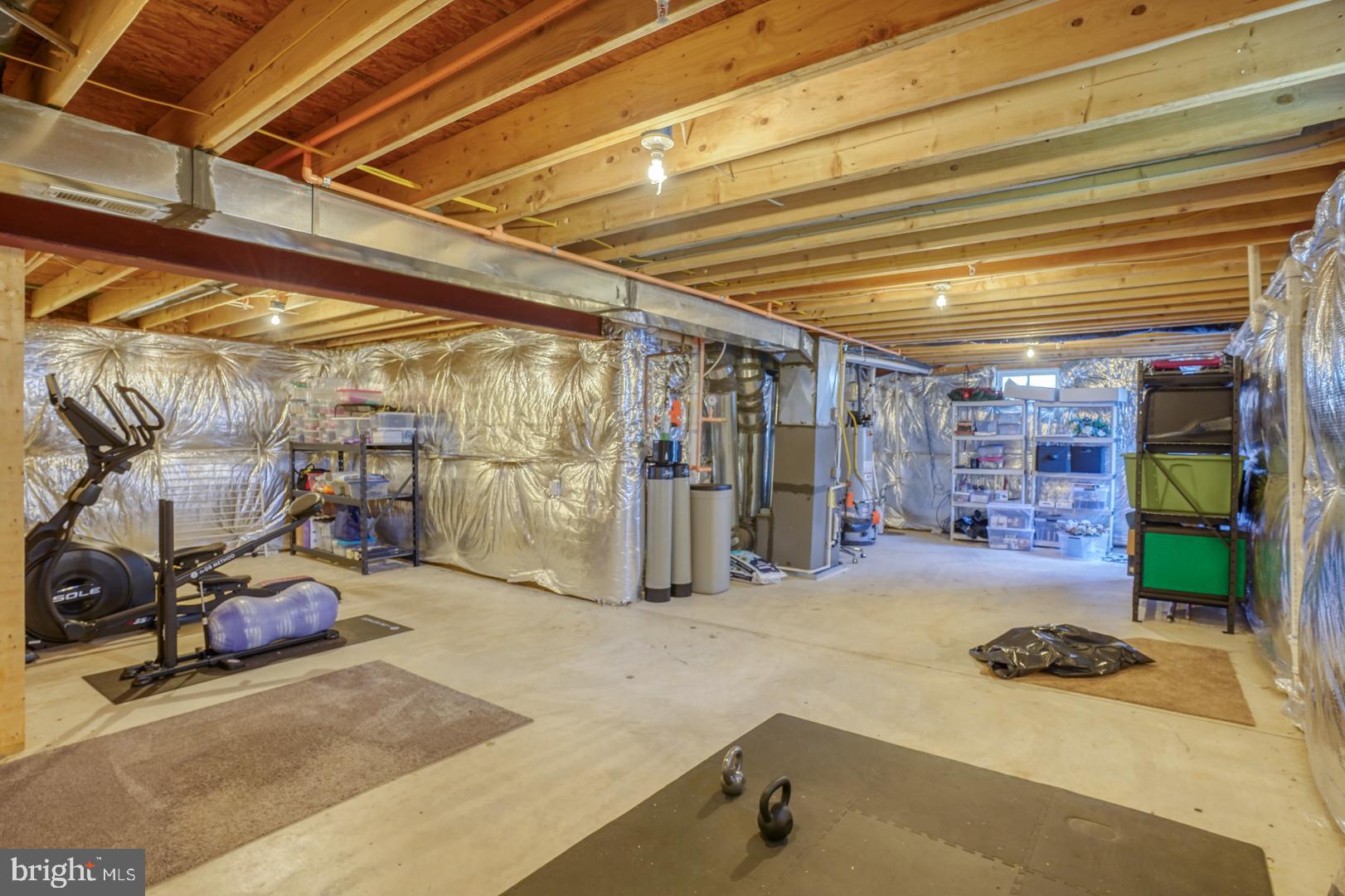 WALNUT HILL - Residential