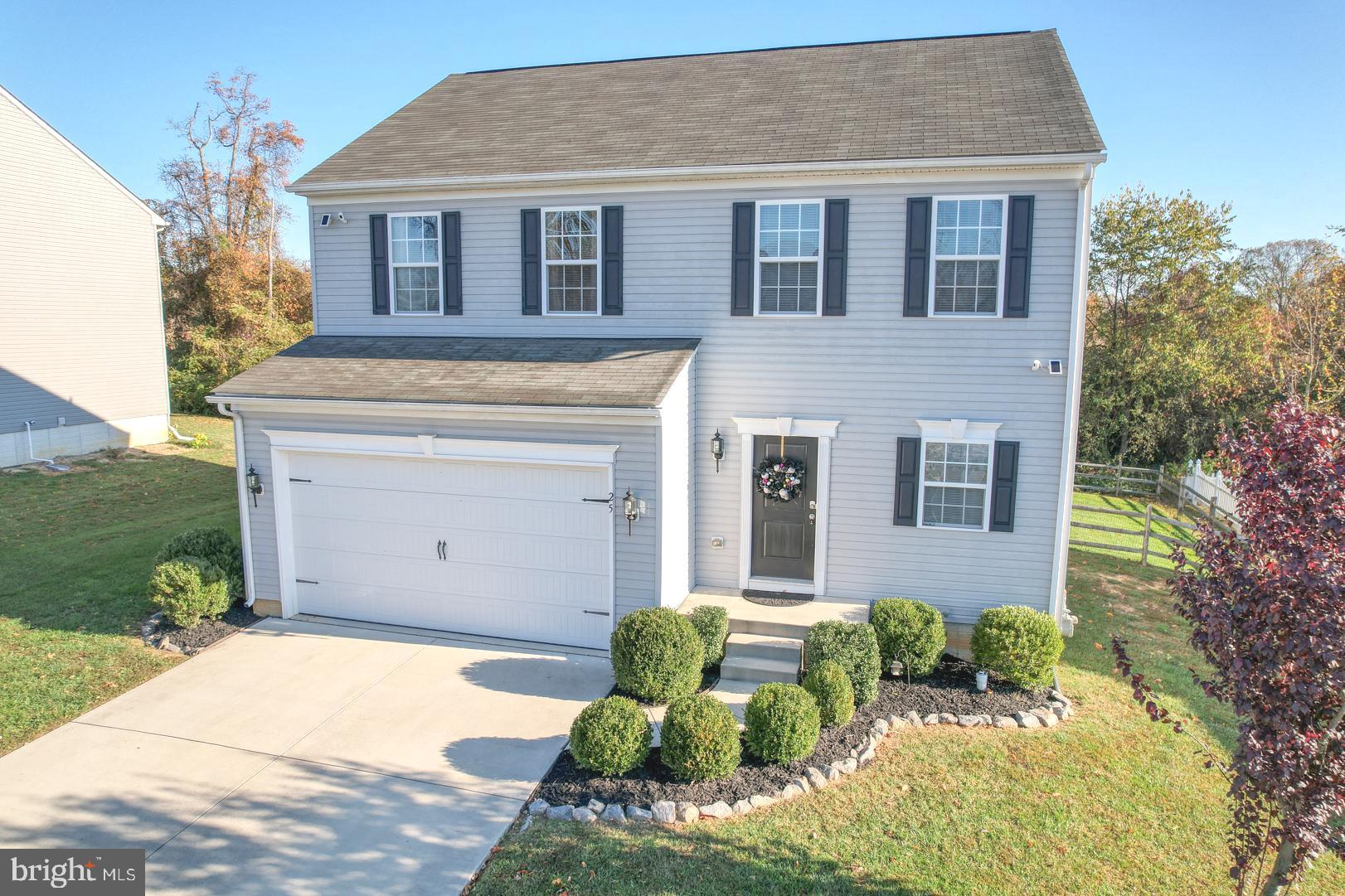 WALNUT HILL - Residential