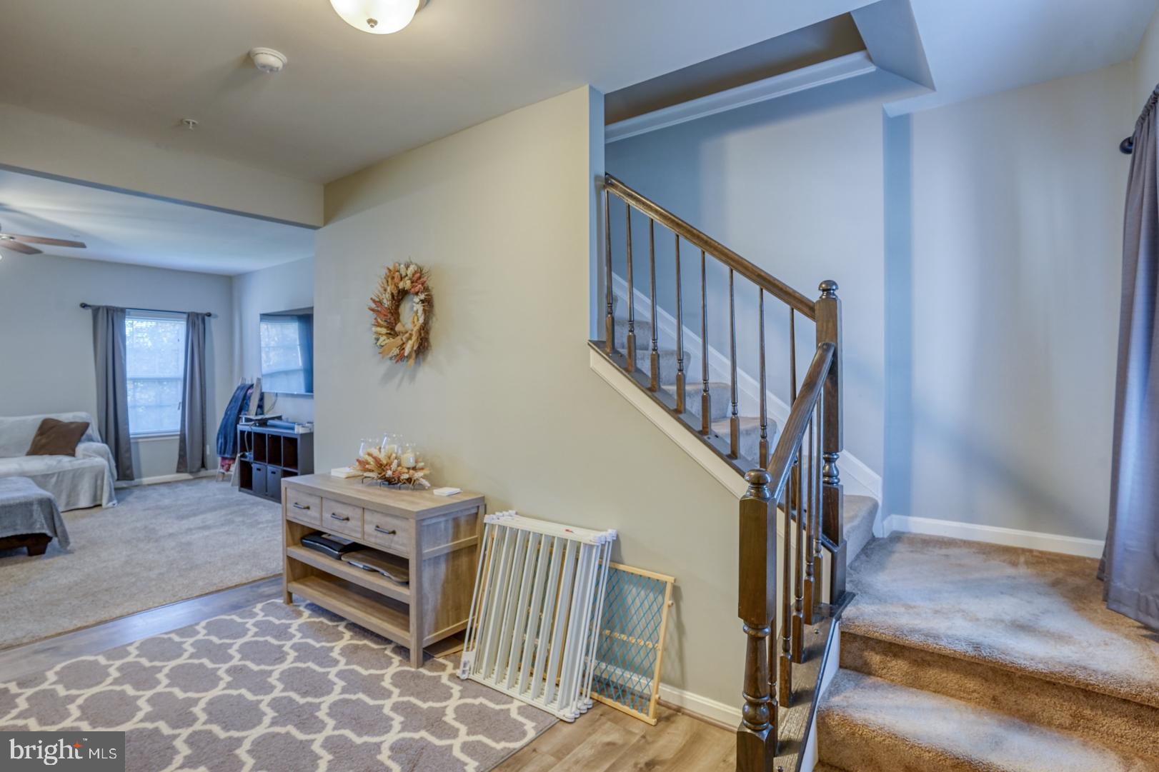 WALNUT HILL - Residential