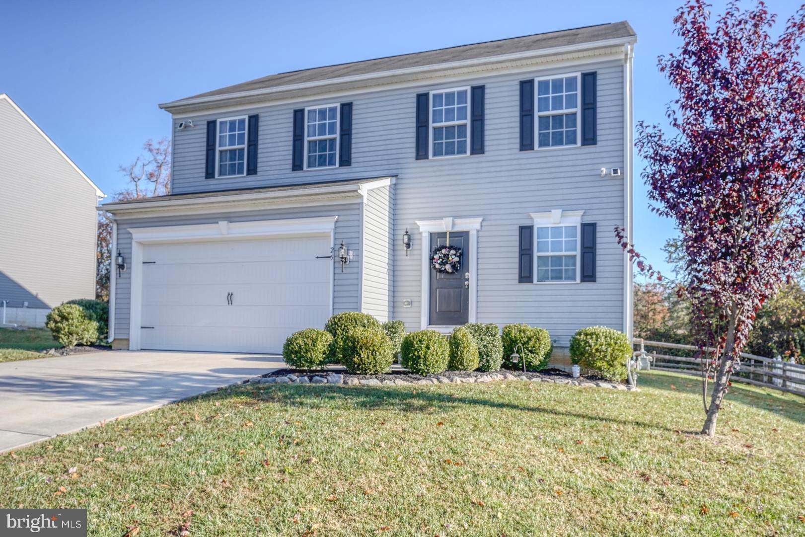 WALNUT HILL - Residential