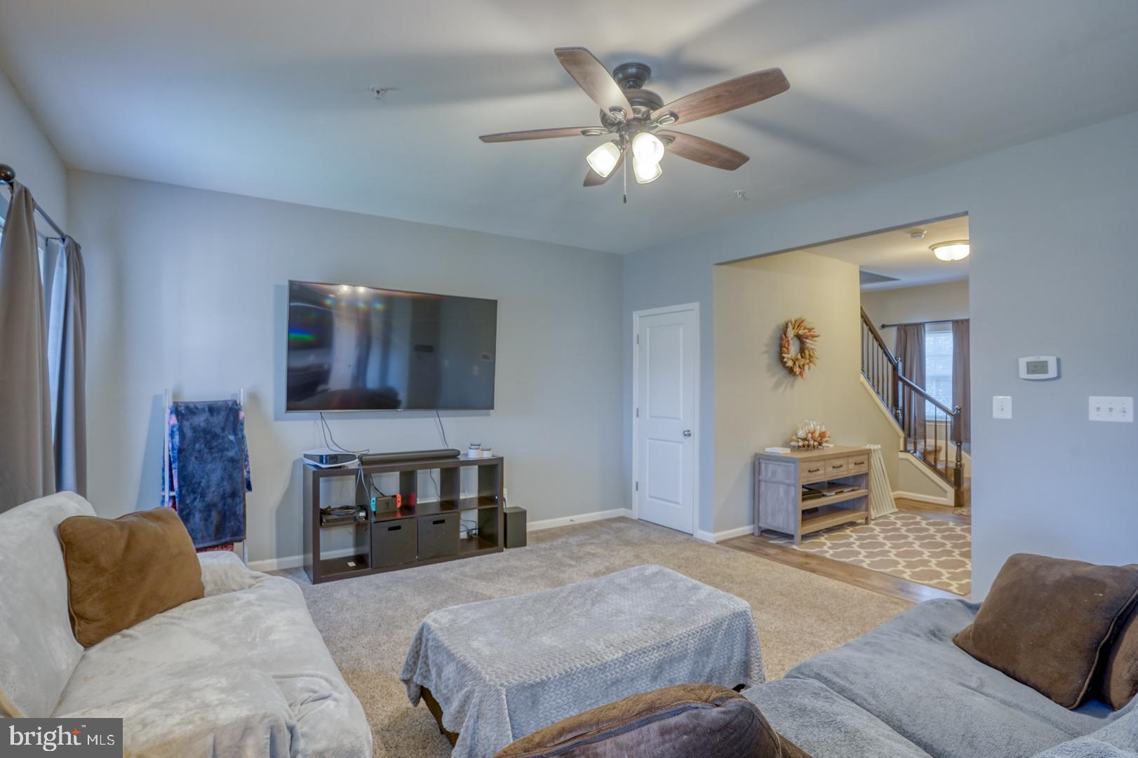 WALNUT HILL - Residential