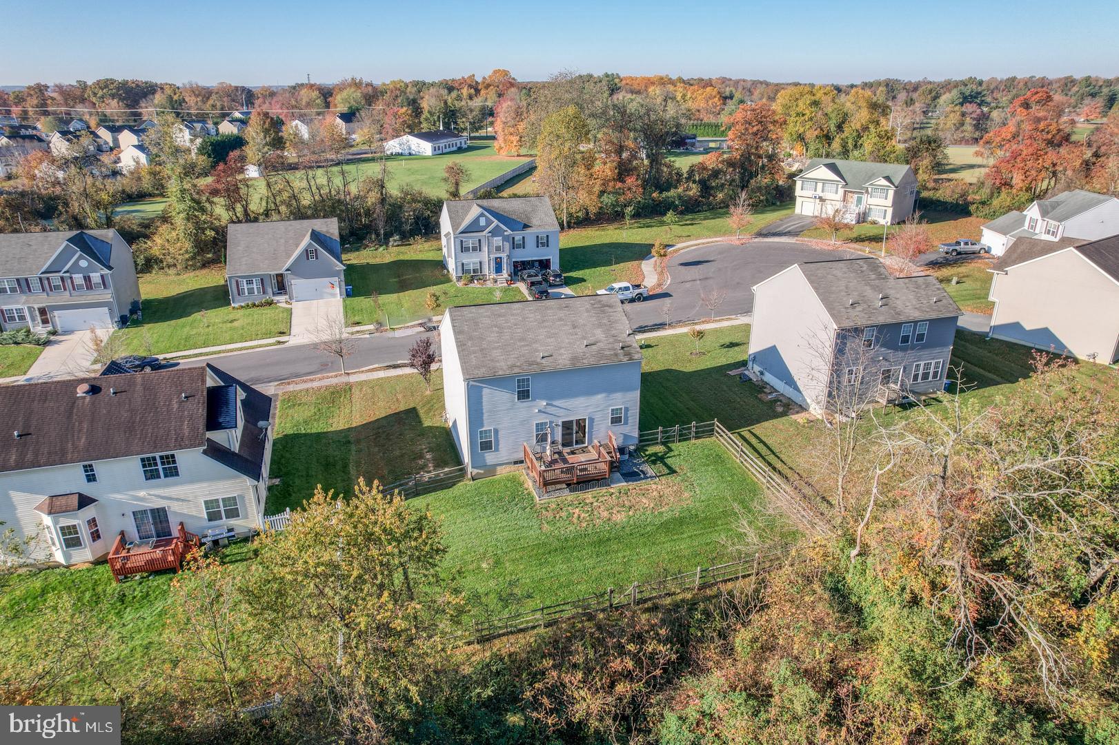 WALNUT HILL - Residential