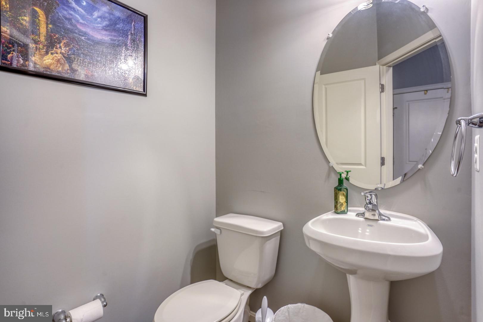 WALNUT HILL - Residential