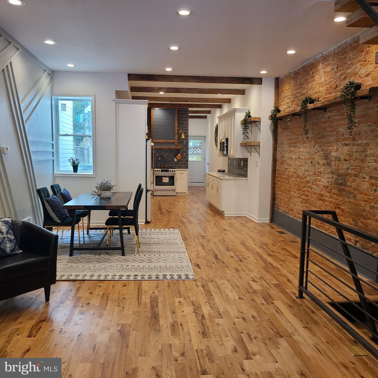 BELLA VISTA - Residential