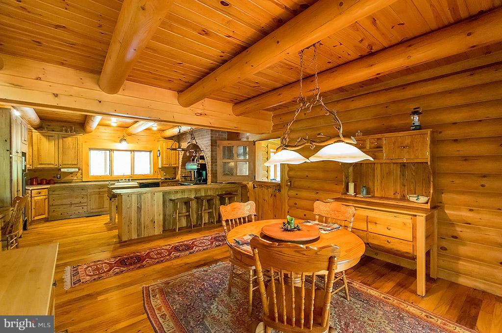 ROUND TOP ESTATES - Residential