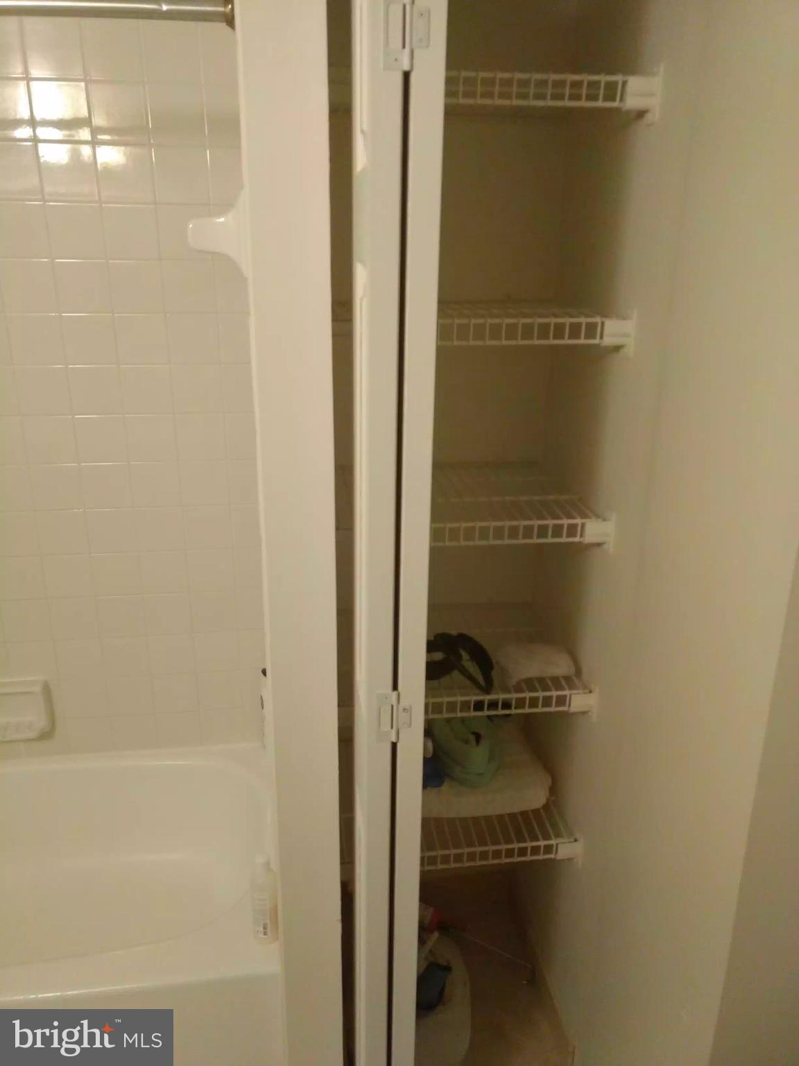 GROSVENOR PARK - Residential Lease