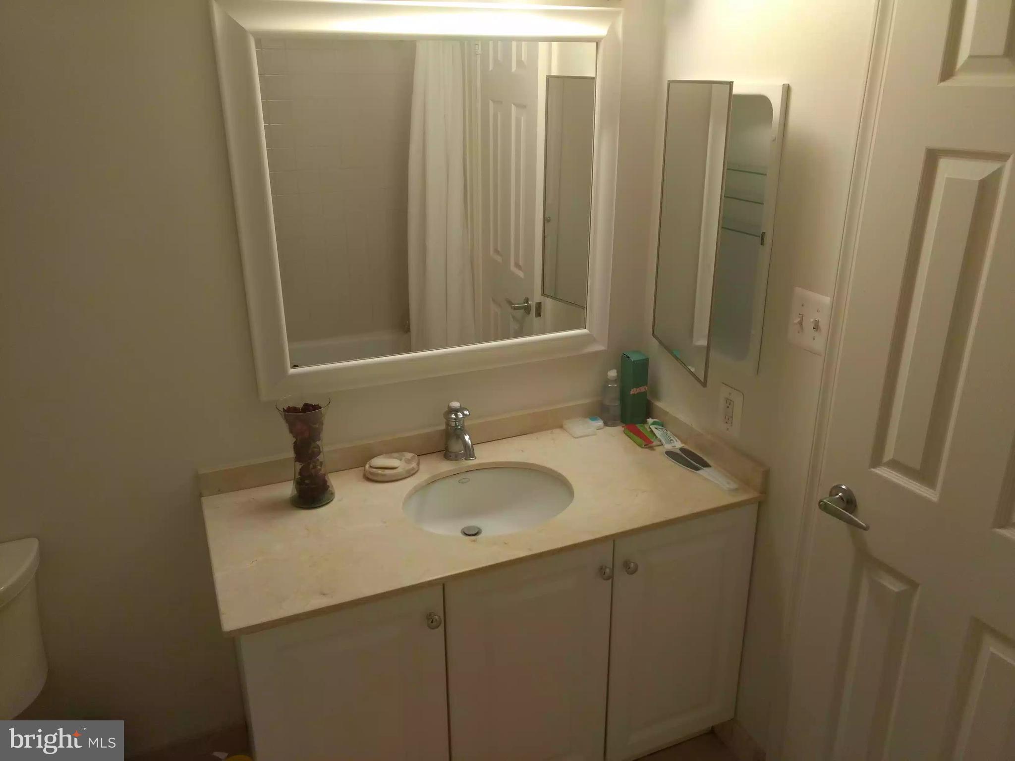 GROSVENOR PARK - Residential Lease