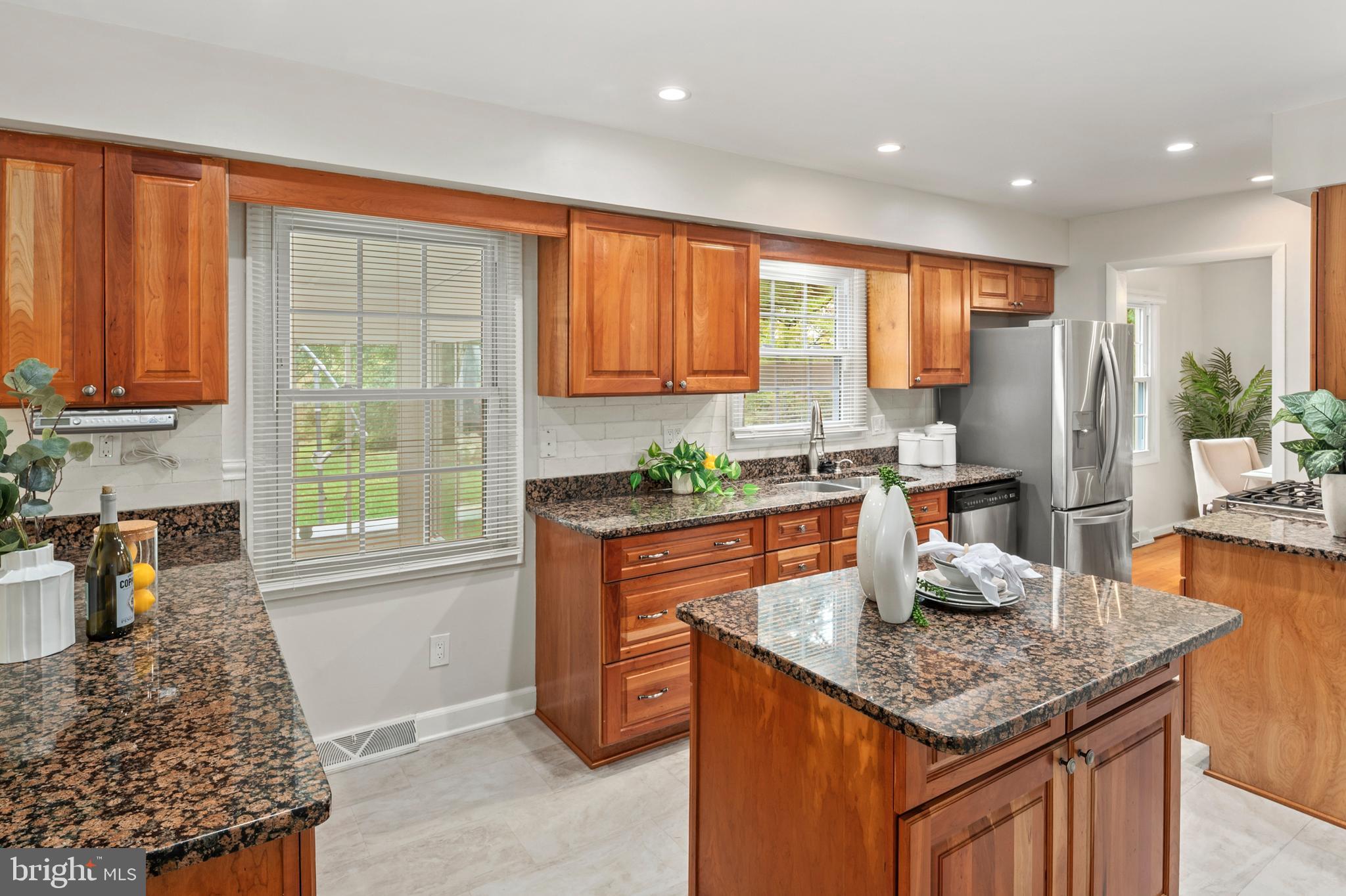 VILLAGE OF HARPERS CHOICE - Residential