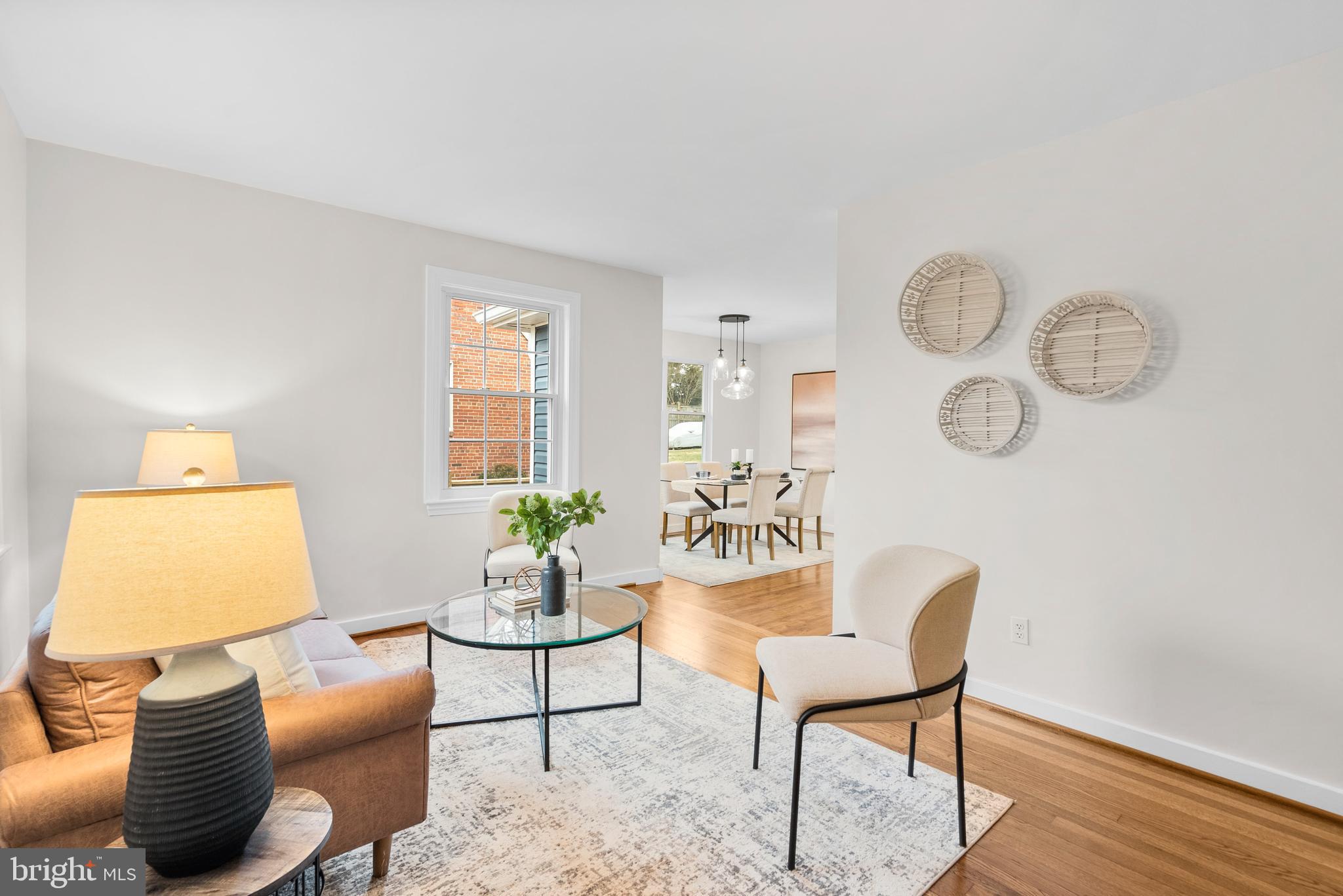 COUNTRY CLUB - Residential