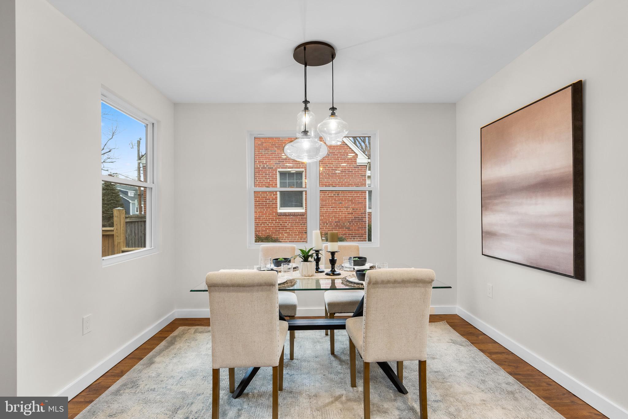 COUNTRY CLUB - Residential