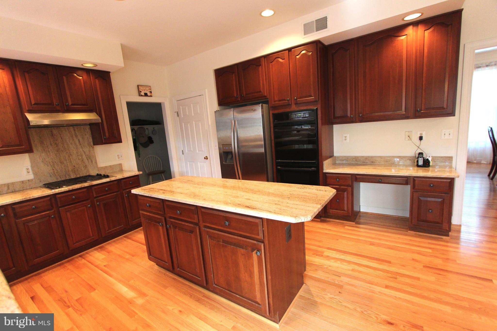 SOUTH RIDING - Residential