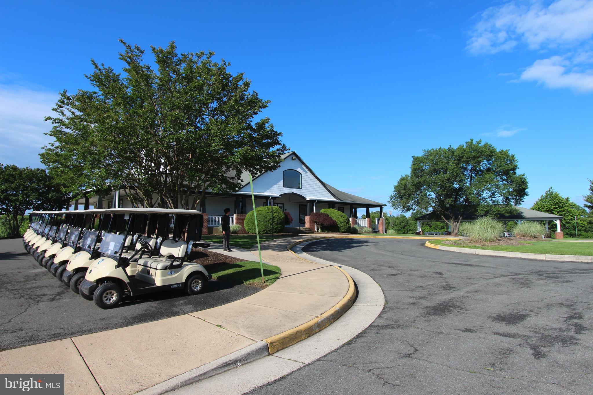 SOUTH RIDING - Residential