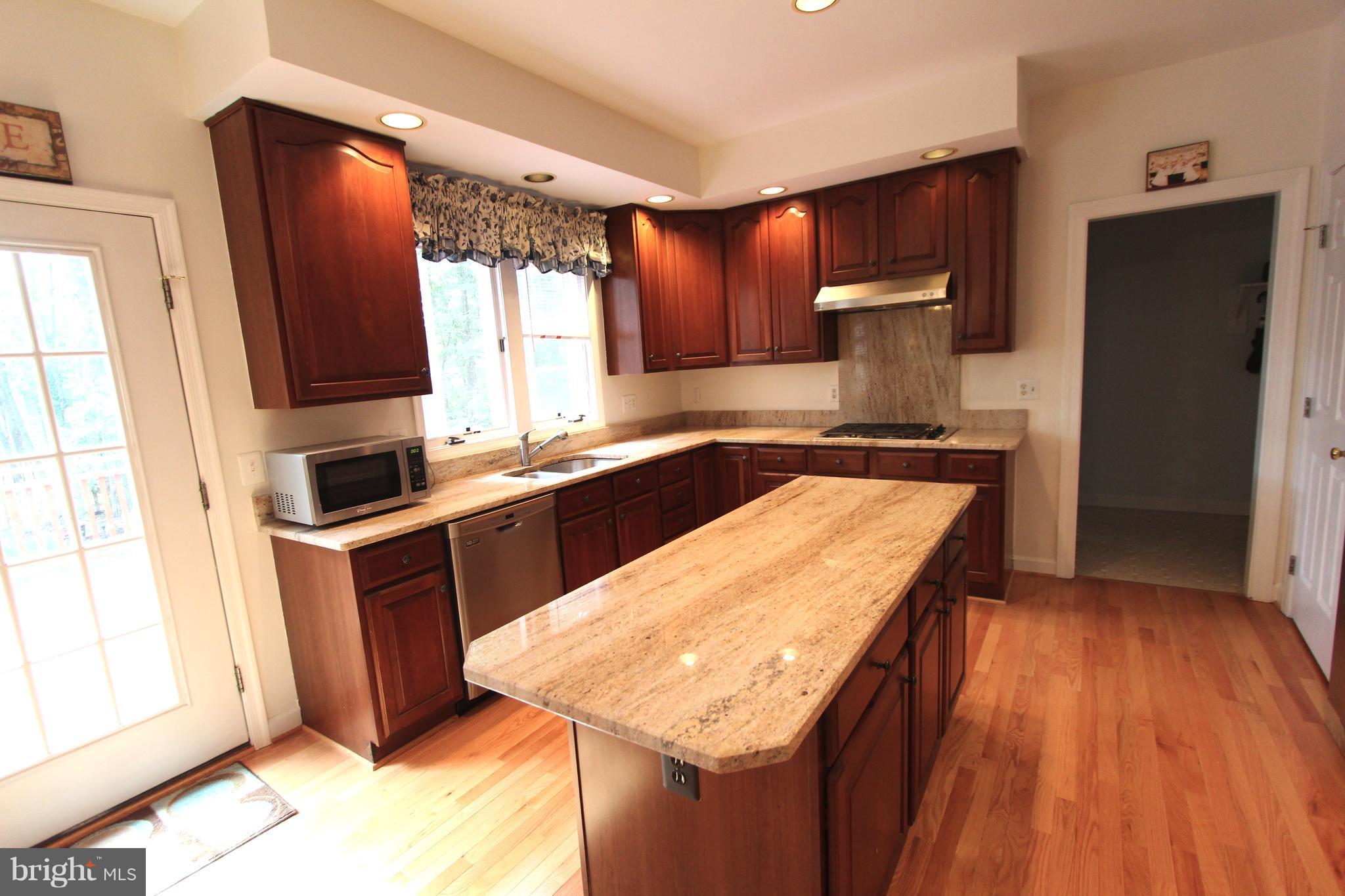 SOUTH RIDING - Residential