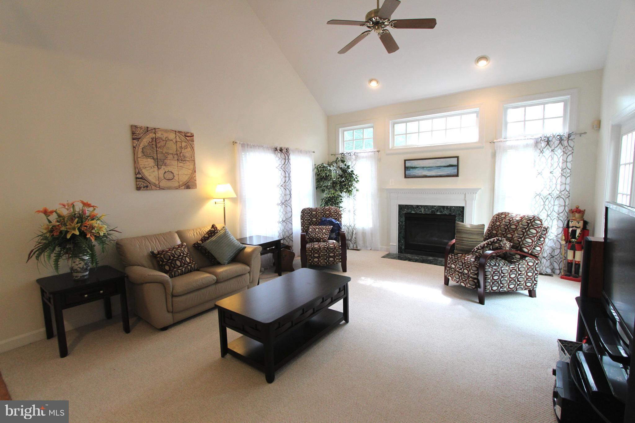 SOUTH RIDING - Residential