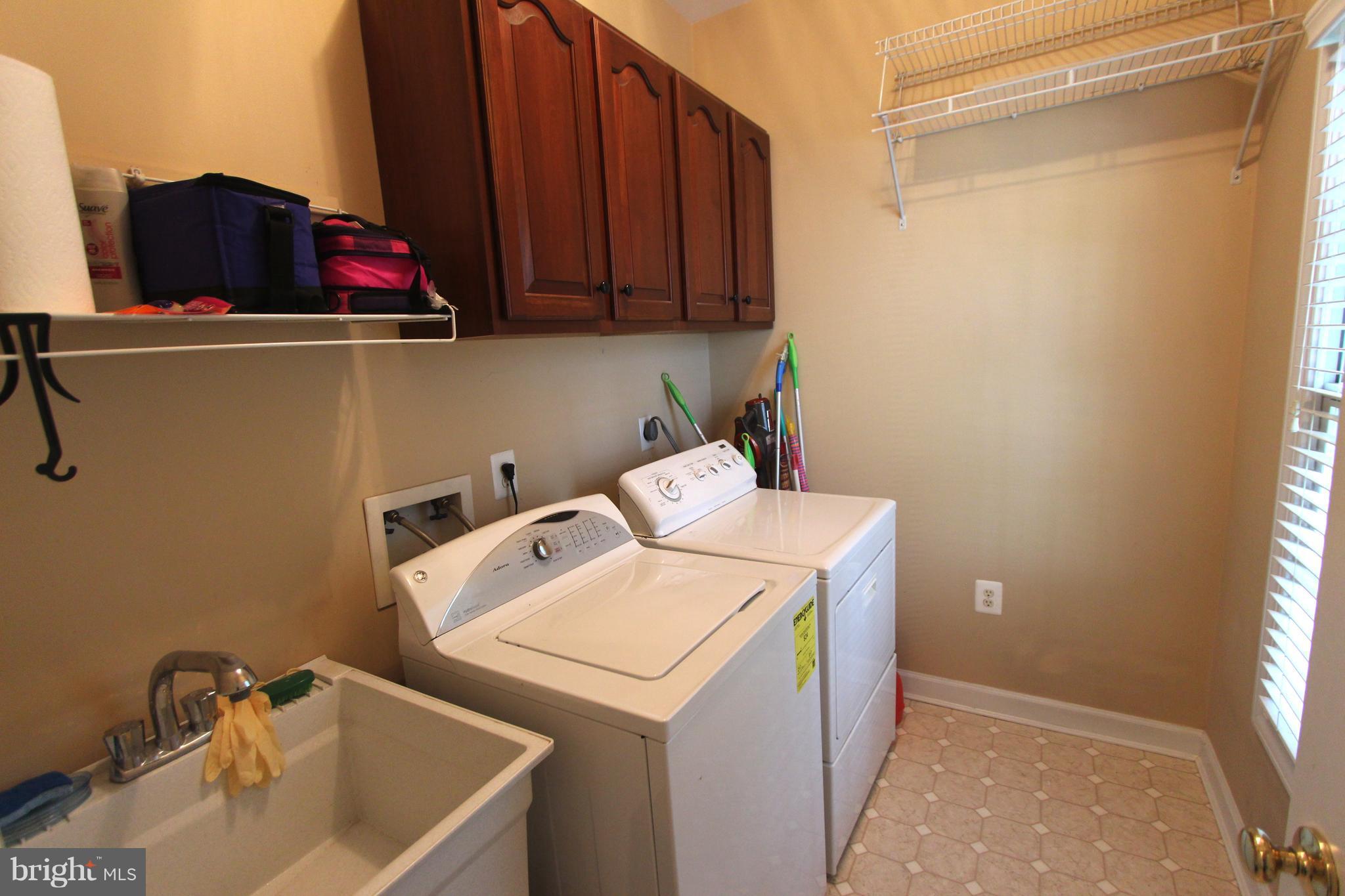 SOUTH RIDING - Residential