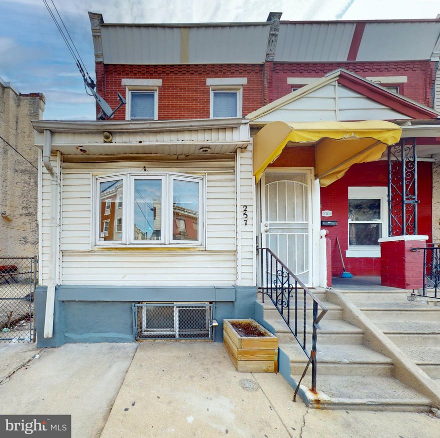 Renovated and large 3 bedrooms with 2 full baths offered in West Philadelphia.
Starting with a nice size foyer and continue to a great open space design for the living room and dining room. Proceed to the kitchen, equipped with stainless steel appliances, and behind it is the laundry room (with washer & dryer) , a full bathroom, and an exit to the enclosed backyard - perfect for the hot summers!
The second floor contains 3 large size bedrooms and an updated full bathroom.
The unit has been freshly painted, and has new floors on the first floor. It also provides good  natural light throughout the unit. The basement is unfinished and can be great for storage.
Don't wait and schedule your showing TODAY!