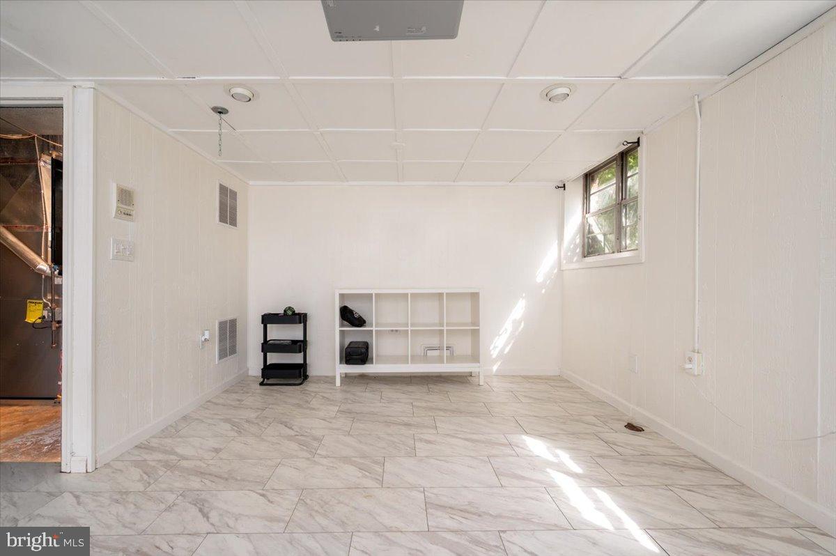 HERNWOOD HEIGHTS - Residential