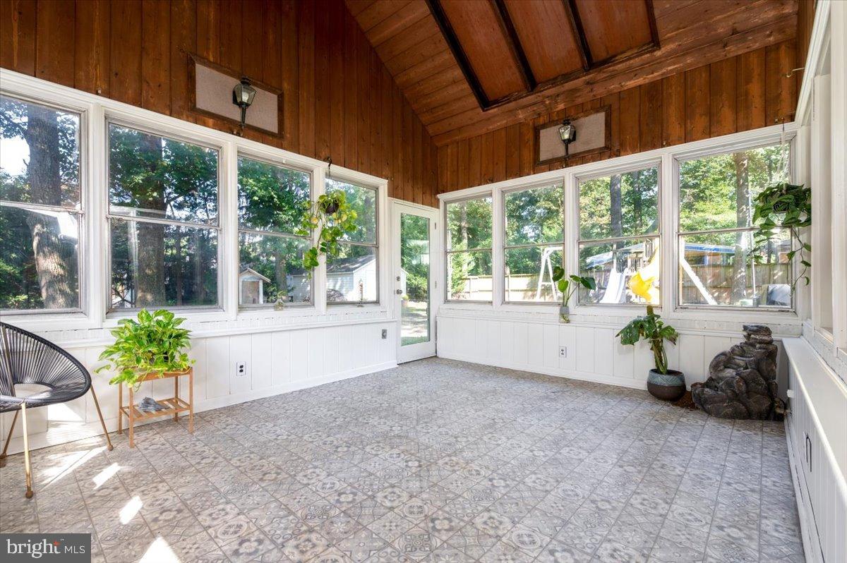 HERNWOOD HEIGHTS - Residential