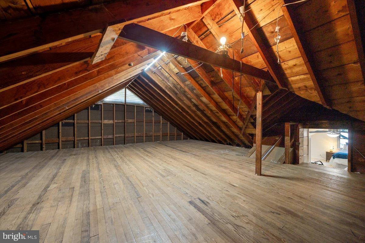 HERNWOOD HEIGHTS - Residential