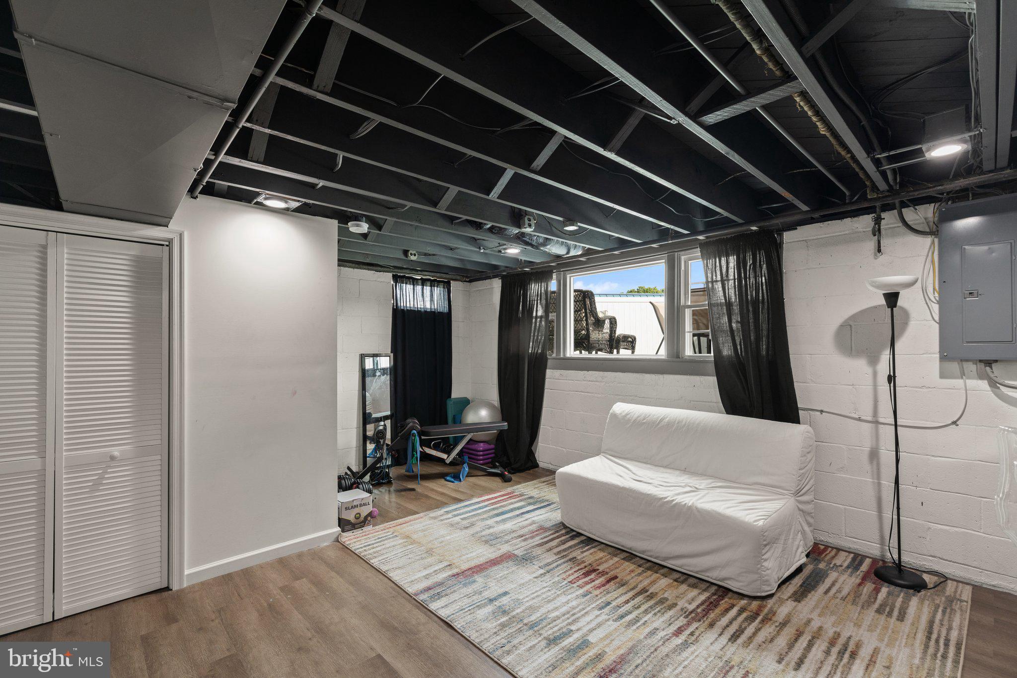 CROMWELL VALLEY - Residential