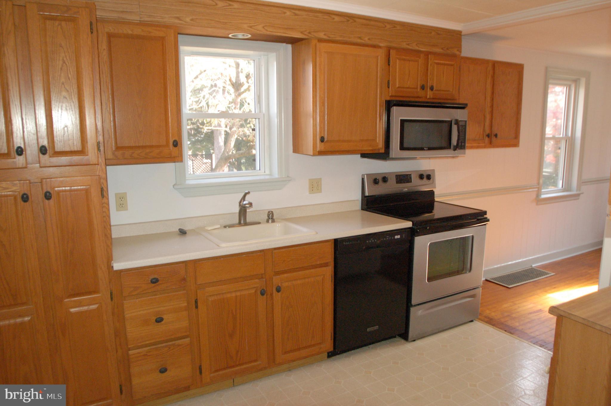 MANOR RIDGE - Residential