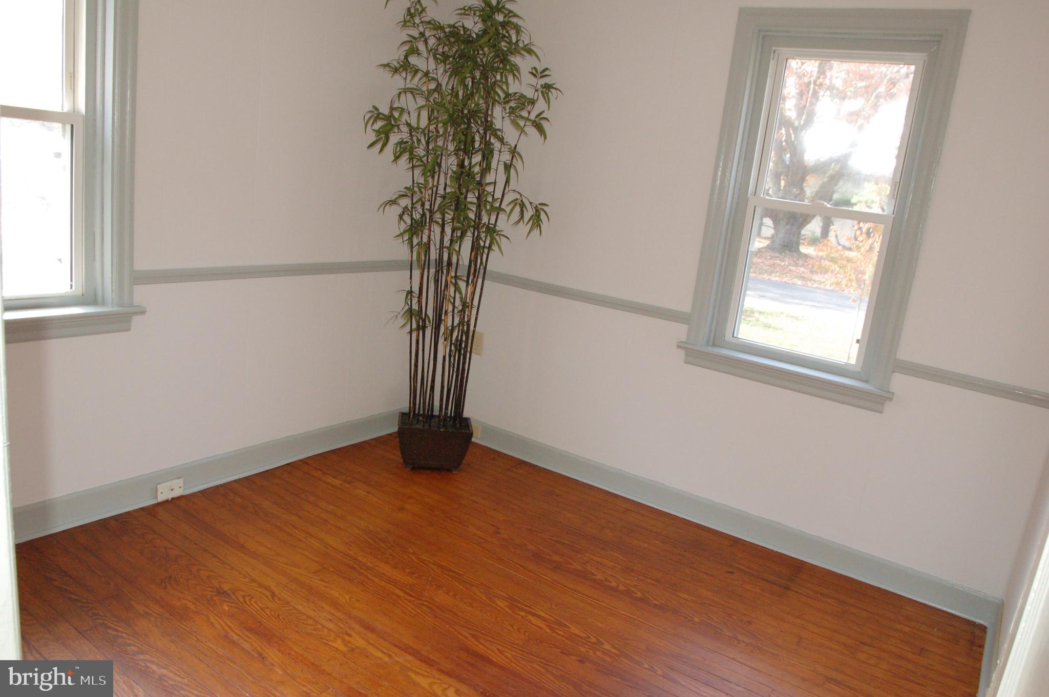 MANOR RIDGE - Residential
