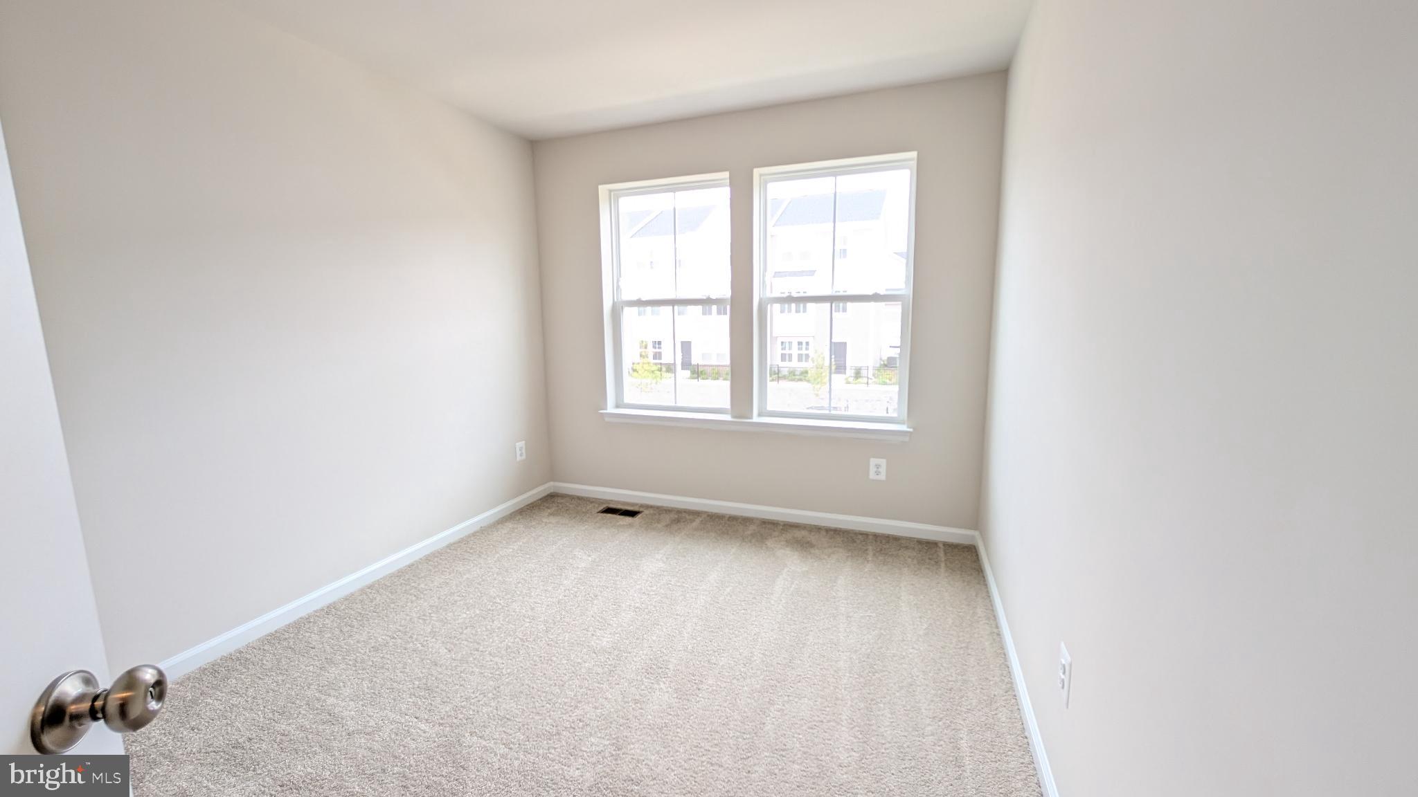 RED CLOVER MEADOWS - Residential Lease