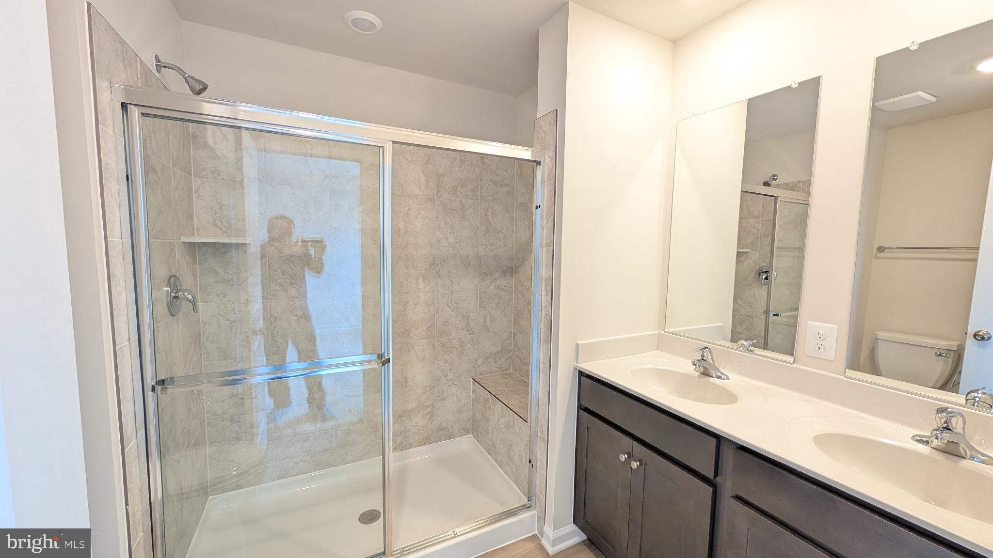 RED CLOVER MEADOWS - Residential Lease