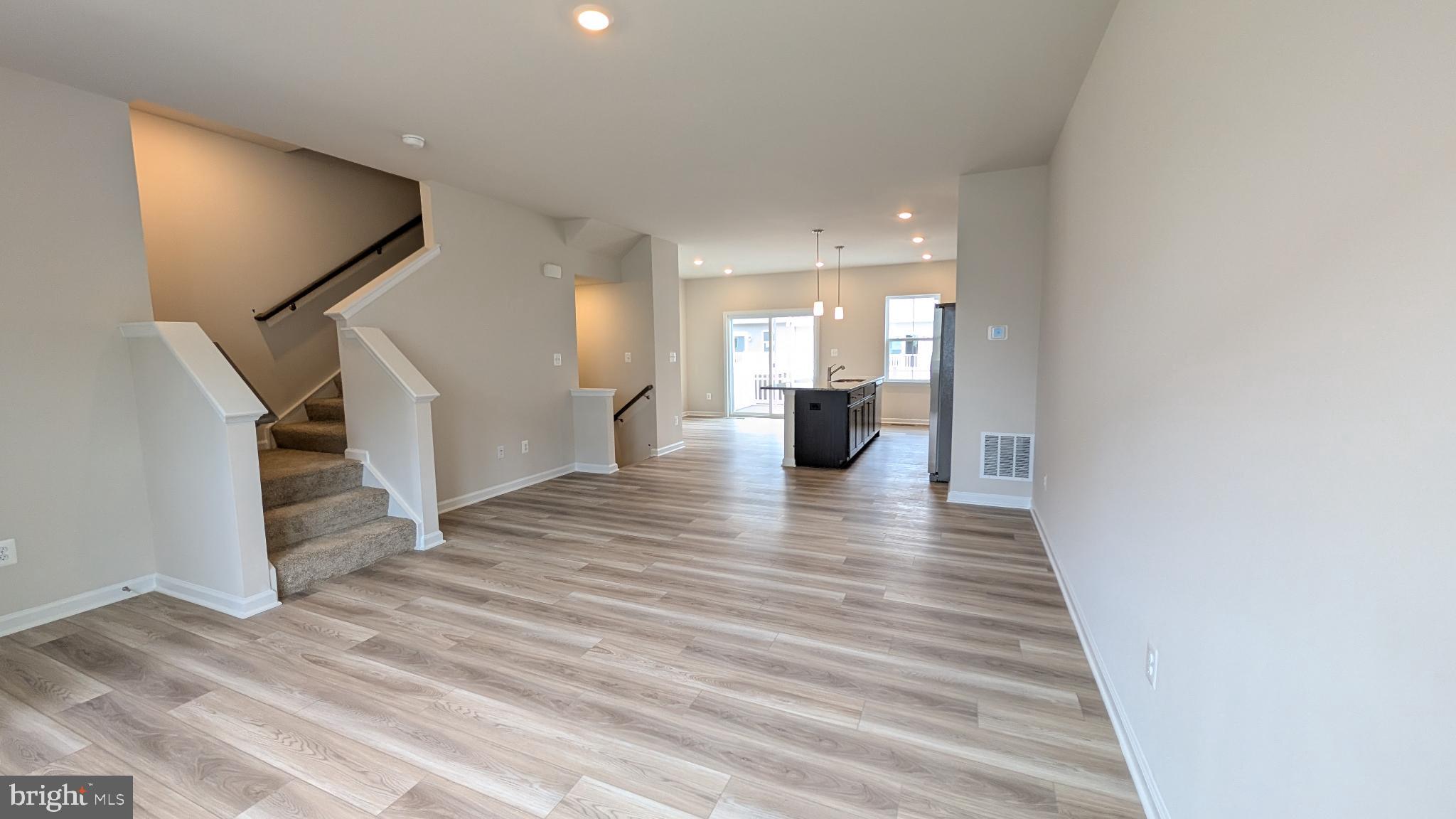 RED CLOVER MEADOWS - Residential Lease