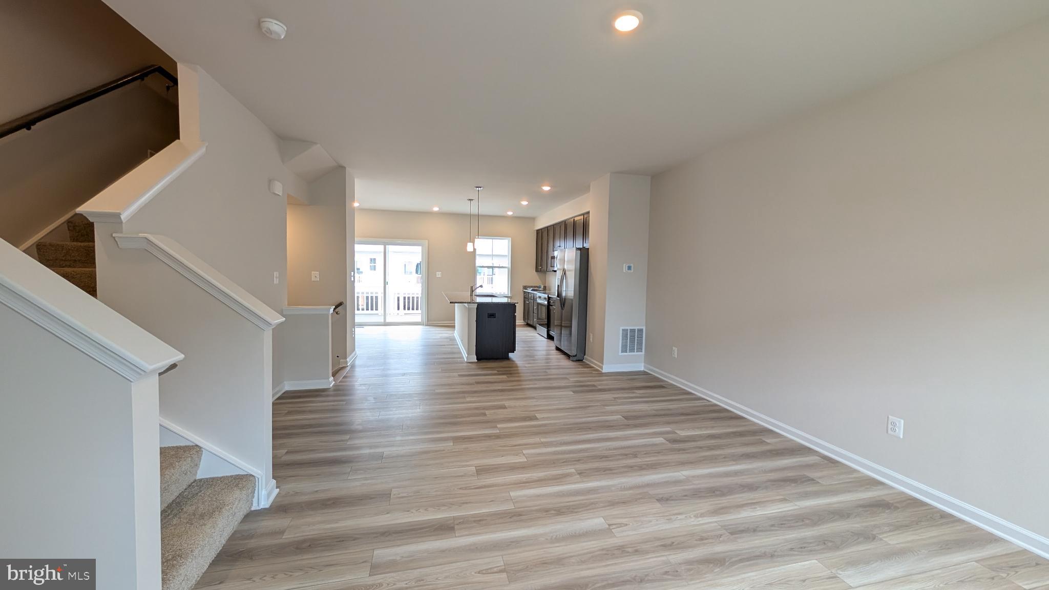 RED CLOVER MEADOWS - Residential Lease